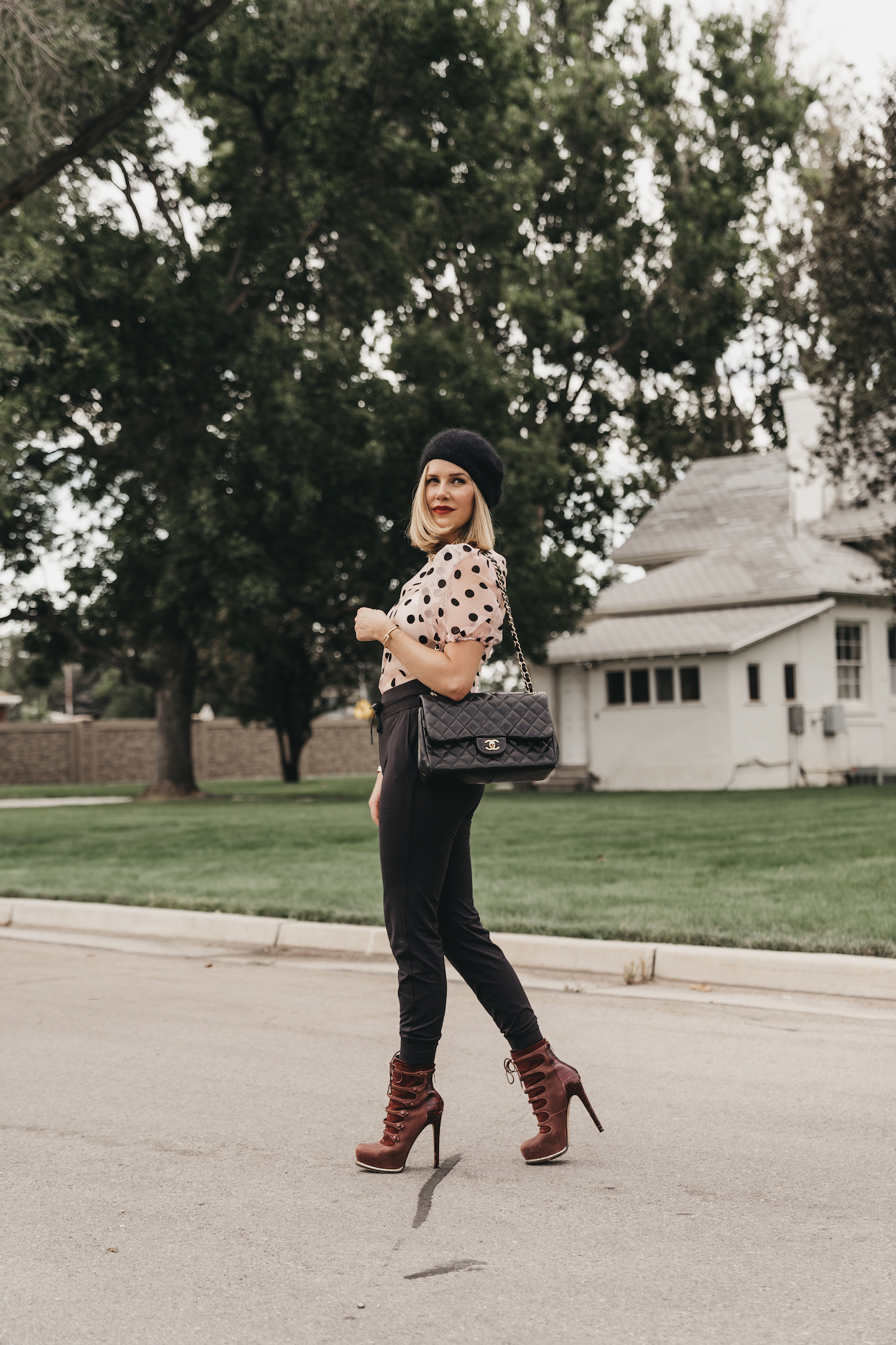 chanel bag street style